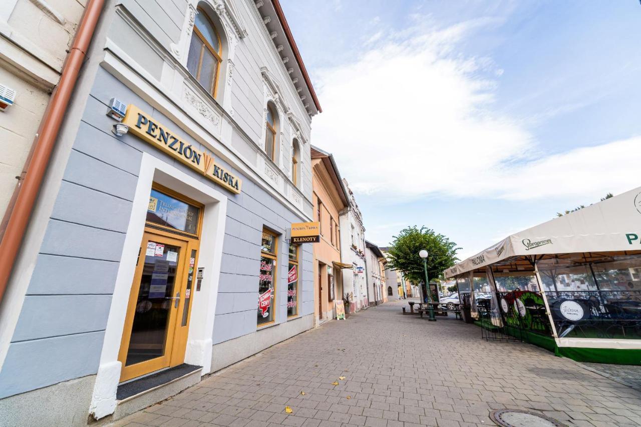 Penzion Kiska Kežmarok エクステリア 写真